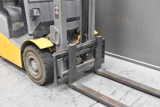 Used Forklift Truck JUNGHEINRICH DFG 320 /59250/ DIESEL VIERRADFRONTSTAPLER (13075571)