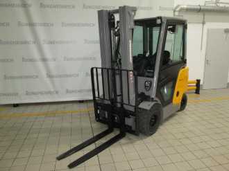Used Forklift Truck JUNGHEINRICH DFG 320s SP GE 115-500 DZ DIESEL VIERRADFRONTSTAPLER (13043161) backdrop
