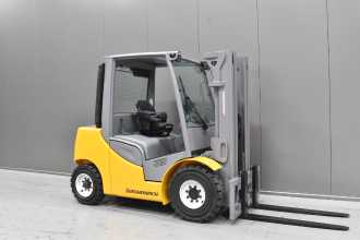 Used Forklift Truck JUNGHEINRICH DFG 540 s /58287/ DIESEL VIERRADFRONTSTAPLER (13058573) backdrop