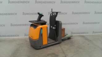 Used Forklift Truck JUNGHEINRICH ECE 225 HP 100-54 ELEKTRO NIEDERHUBWAGENFAHRERSTAND (12981946) backdrop