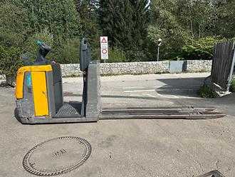 Used Forklift Truck JUNGHEINRICH ECE 225 HP - 2400mm ELEKTRO NIEDERHUBWAGENFAHRERSTAND (13064600)