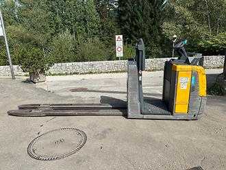 Used Forklift Truck JUNGHEINRICH ECE 225 HP - 2400mm ELEKTRO NIEDERHUBWAGENFAHRERSTAND (13064600)
