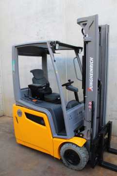 Used Forklift Truck JUNGHEINRICH EFG 213 350 ZZ LI-ION ELEKTRO DREIRADFRONTSTAPLER (13069252) backdrop