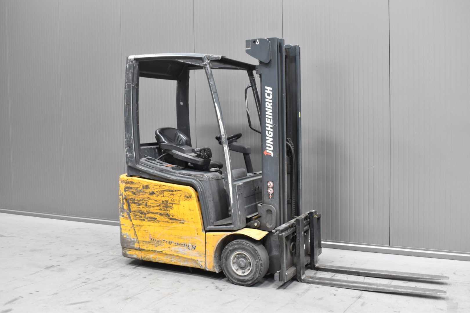 Used Forklift Truck JUNGHEINRICH EFG 213 /58274/ ELEKTRO DREIRADFRONTSTAPLER (13064589)