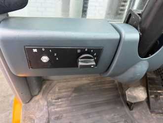 Used Forklift Truck JUNGHEINRICH EFG 213 Baujahr 2017 / HH 4400 Vollkabine Heizung ELEKTRO DREIRADFRONTSTAPLER (13012398)