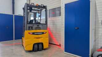 Used Forklift Truck JUNGHEINRICH EFG 213 LiIon Batterie ELEKTRO DREIRADFRONTSTAPLER (13066539)