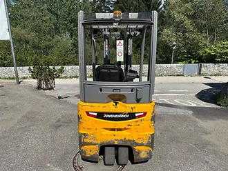 Used Forklift Truck JUNGHEINRICH EFG 215 - 500DZ ELEKTRO DREIRADFRONTSTAPLER (13064610)