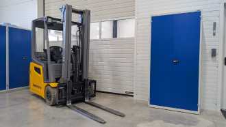 Used Forklift Truck JUNGHEINRICH EFG 215 GE115-480DZ ELEKTRO DREIRADFRONTSTAPLER (13066546)
