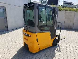 Used Forklift Truck JUNGHEINRICH EFG 215 / Triplex: 4.25m! / SS / 2.472h! / 2020 ELEKTRO VIERRADFRONTSTAPLER (13024803)