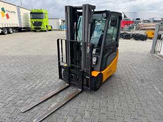 Used Forklift Truck JUNGHEINRICH EFG 215 / Triplex: 4.25m! / SS / nur 716h! ELEKTRO VIERRADFRONTSTAPLER (13024792)
