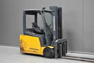 Used Forklift Truck JUNGHEINRICH EFG 216 /58475/ ELEKTRO DREIRADFRONTSTAPLER (13060835) backdrop