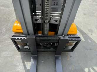 Used Forklift Truck JUNGHEINRICH EFG 216 Baujahr 2017 / Stunden 3782 HH 4800 ELEKTRO DREIRADFRONTSTAPLER (13064545)