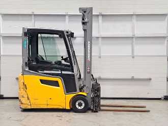 Used Forklift Truck JUNGHEINRICH EFG 216k ELEKTRO SCHUBMASTSTAPLER (12947023)