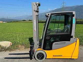 Used Forklift Truck JUNGHEINRICH EFG 220 - 550DZ ELEKTRO DREIRADFRONTSTAPLER (13002671)