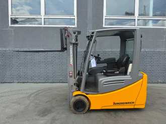 Used Forklift Truck JUNGHEINRICH EFG 220 Baujahr 2018 /Triplex/Kabine Akku 2020 ELEKTRO DREIRADFRONTSTAPLER (13056883)