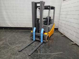 Used Forklift Truck JUNGHEINRICH EFG 220 SP GE 115 464 DZ ELEKTRO VIERRADFRONTSTAPLER (13064368)