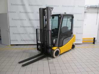 Used Forklift Truck JUNGHEINRICH EFG 316 SP GE 115-500 DZ ELEKTRO VIERRADFRONTSTAPLER (13055283) backdrop