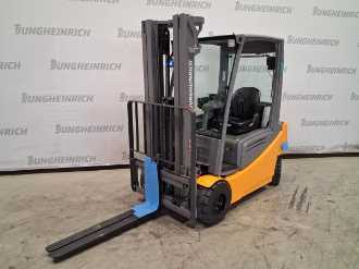 Used Forklift Truck JUNGHEINRICH EFG 320 SP GE 115-464 DZ ELEKTRO VIERRADFRONTSTAPLER (13070432) backdrop