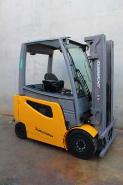 Used Forklift Truck JUNGHEINRICH EFG 425 470 DZ ELEKTRO VIERRADFRONTSTAPLER (13069255) backdrop