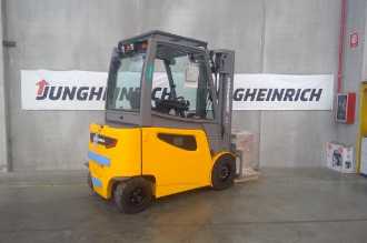 Used Forklift Truck JUNGHEINRICH EFG 430k GE 115 330 ZT ELEKTRO VIERRADFRONTSTAPLER (13001835) backdrop