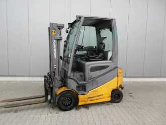 Used Forklift Truck JUNGHEINRICH EFG 430ks 115-500 DZ ELEKTRO VIERRADFRONTSTAPLER (12802971) backdrop