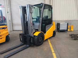Used Forklift Truck JUNGHEINRICH EFG 535k 440DZ ELEKTRO VIERRADFRONTSTAPLER (13069676)