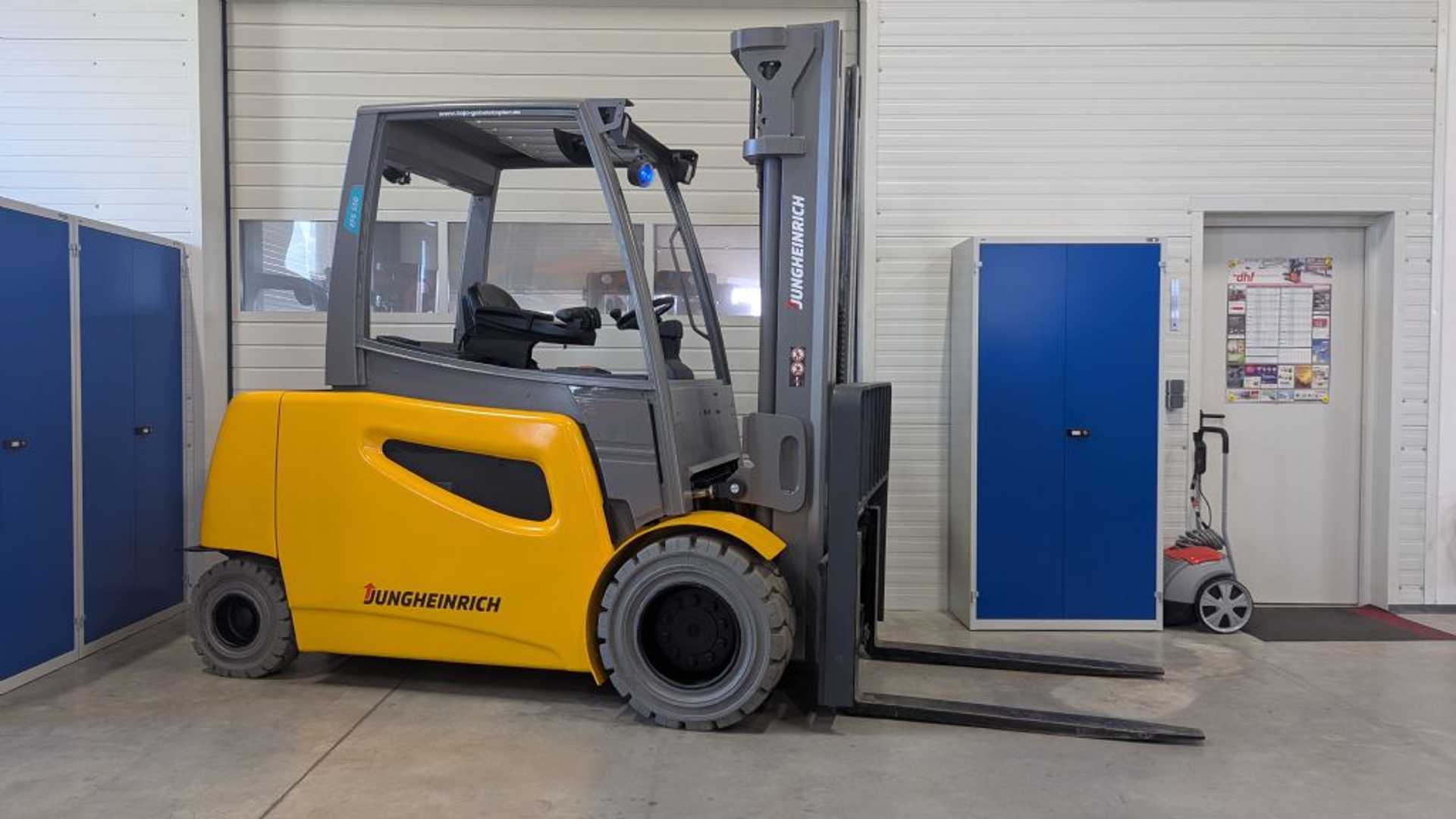 Used Forklift Truck JUNGHEINRICH EFG 550 GE120-550DZ ELEKTRO VIERRADFRONTSTAPLER (13063037)