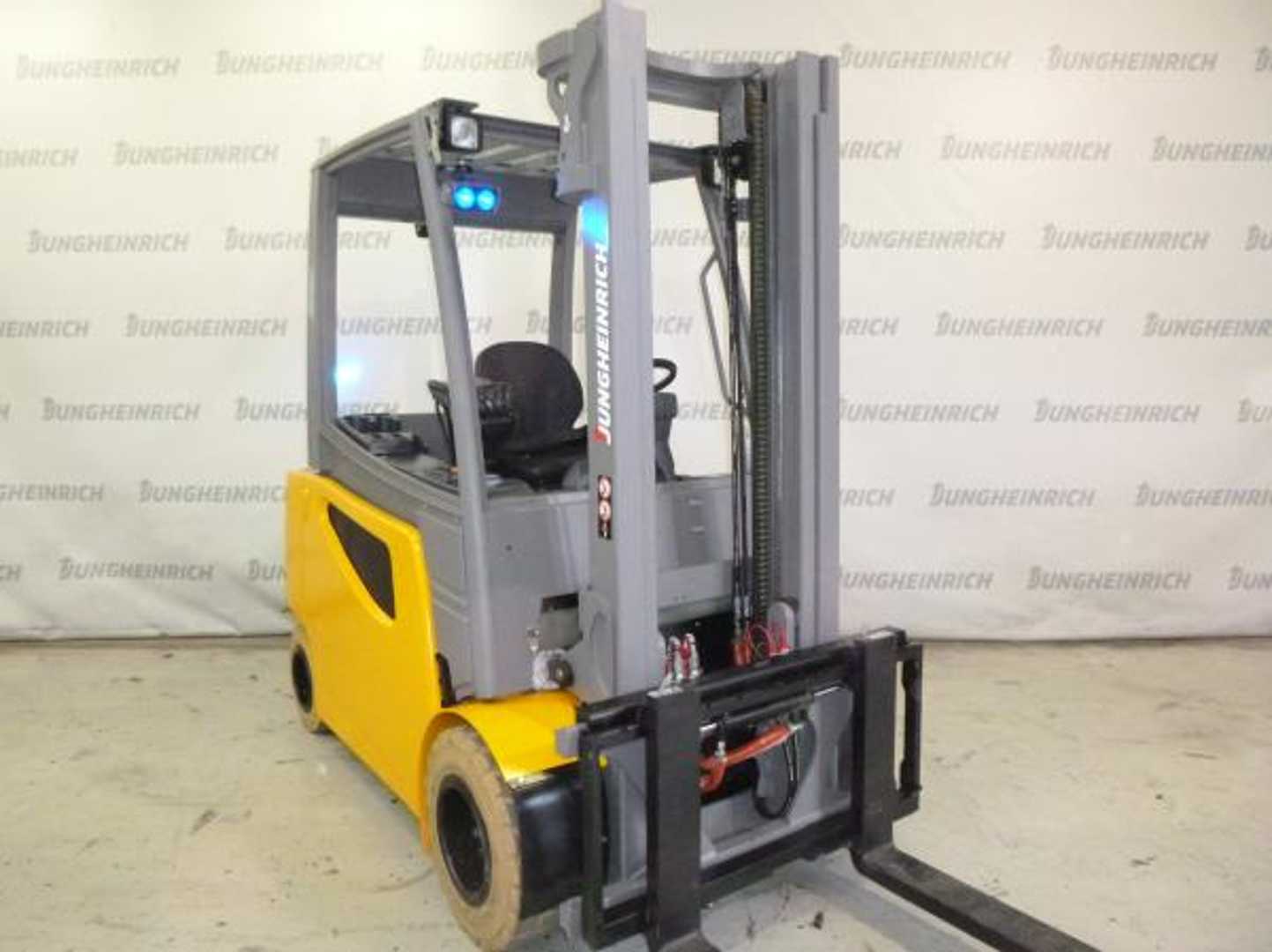 Used Forklift Truck JUNGHEINRICH EFG S30 SP G+E 120-330 ZT ELEKTRO VIERRADFRONTSTAPLER (13055284)