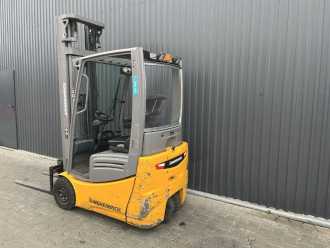 Used Forklift Truck JUNGHEINRICH EFG215 ELEKTRO DREIRADFRONTSTAPLER (13042972)