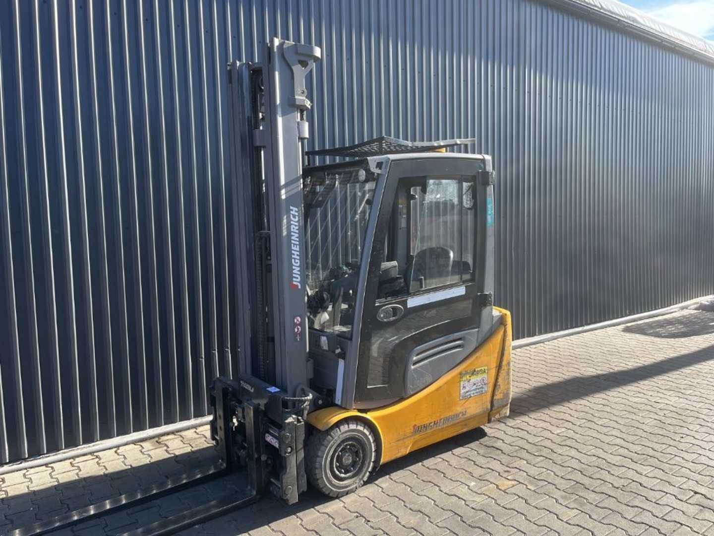 Used Forklift Truck JUNGHEINRICH EFG216 ELEKTRO DREIRADFRONTSTAPLER (13060730)