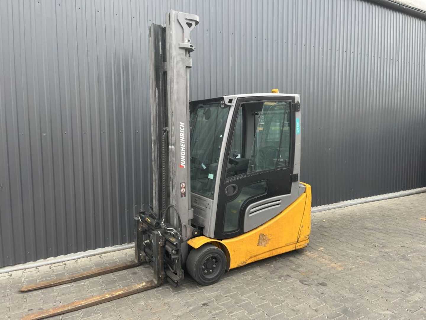 Used Forklift Truck JUNGHEINRICH EFG220 ELEKTRO DREIRADFRONTSTAPLER (13042973)