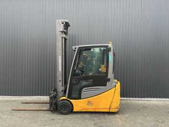 Used Forklift Truck JUNGHEINRICH EFG220 ELEKTRO DREIRADFRONTSTAPLER (13042973)