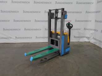 Used Forklift Truck JUNGHEINRICH EJC 112 115-250 ZT ELEKTRO HOCHHUBWAGENDEICHSEL (13031805) backdrop