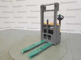 Used Forklift Truck JUNGHEINRICH EJC 112 115-250 ZZ ELEKTRO HOCHHUBWAGENDEICHSEL (13042176) backdrop