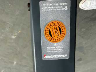Used Forklift Truck JUNGHEINRICH EJC 112 Baujahr 2018 Hubhöhe 2900 Stunden 1382 ELEKTRO HOCHHUBWAGENDEICHSEL (13067051)