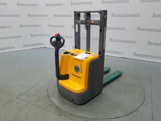 Used Forklift Truck JUNGHEINRICH EJC 112z Li 115-250 ZT ELEKTRO HOCHHUBWAGENDEICHSEL (13042181) backdrop