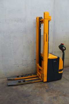Used Forklift Truck JUNGHEINRICH EJC 12 360 ZT ELEKTRO HOCHHUBWAGENDEICHSEL (13063115)