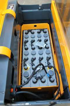 Used Forklift Truck JUNGHEINRICH EJC 12 360 ZT ELEKTRO HOCHHUBWAGENDEICHSEL (13063115)