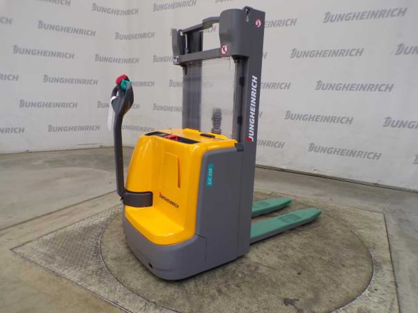 Used Forklift Truck JUNGHEINRICH EJC 216 115-240 ZZ ELEKTRO HOCHHUBWAGENDEICHSEL (12884659)