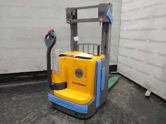 Used Forklift Truck JUNGHEINRICH EJC 216 Li 115 240 ZT ELEKTRO HOCHHUBWAGENDEICHSEL (13073183) backdrop