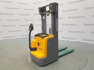 Used Forklift Truck JUNGHEINRICH EJC 216 Li 115-420 DZ ELEKTRO HOCHHUBWAGENDEICHSEL (13043498) backdrop