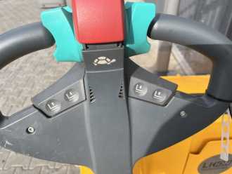 Used Forklift Truck JUNGHEINRICH EJC110 ELEKTRO HOCHHUBWAGENDEICHSEL (13012320)