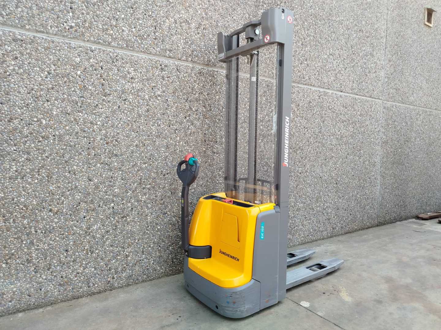 Used Forklift Truck JUNGHEINRICH EJC112 ELEKTRO HOCHHUBWAGENDEICHSEL (13067382)