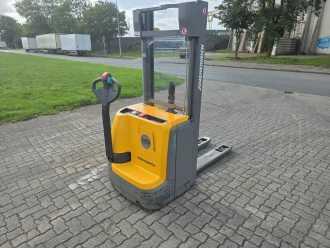 Used Forklift Truck JUNGHEINRICH EJC112z ELEKTRO HOCHHUBWAGENDEICHSEL (13068845)