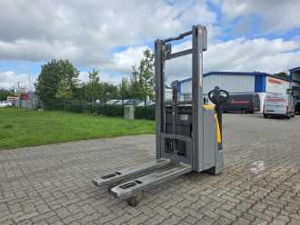 Used Forklift Truck JUNGHEINRICH EJC112z ELEKTRO HOCHHUBWAGENDEICHSEL (13068845)
