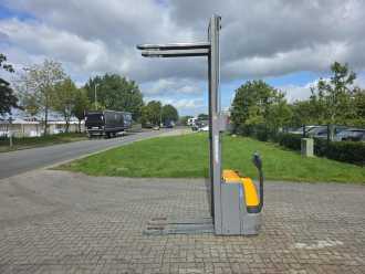 Used Forklift Truck JUNGHEINRICH EJC112z ELEKTRO HOCHHUBWAGENDEICHSEL (13068845)