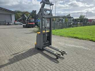 Used Forklift Truck JUNGHEINRICH EJC112z ELEKTRO HOCHHUBWAGENDEICHSEL (13068845)