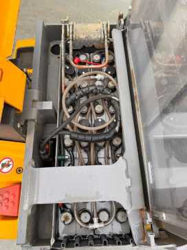 Used Forklift Truck JUNGHEINRICH EJD 220 Baujahr 2018 Stunden 4309 HH 2,1M ELEKTRO HOCHHUBWAGENDEICHSEL (13023834)