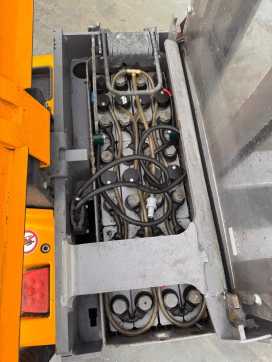 Used Forklift Truck JUNGHEINRICH EJD 220 Baujahr 2019 /HH 2,1M/ Akku 2019 ELEKTRO HOCHHUBWAGENDEICHSEL (13023835)