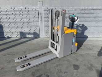 Used Forklift Truck JUNGHEINRICH EJD 222 Baujahr 2021 Stunden 1418 HH 2,1M ELEKTRO HOCHHUBWAGENDEICHSEL (13074252) backdrop